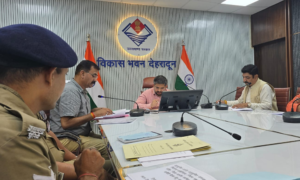 अनुसूचित जाति-जनजाति अत्याचार निवारण मामलों की समीक्षा, समयबद्ध सहायता पर जोर